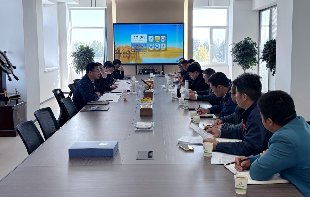 兰州新区经发局到甘肃传祁甘味乳业召开专项用电指导会