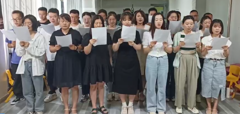甘肃前进集团组织员工学唱《前进之歌》
