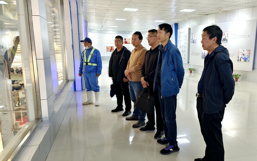 甘肃前进牧业通过全国第四批奶牛休闲观光牧场项目现场复核验收