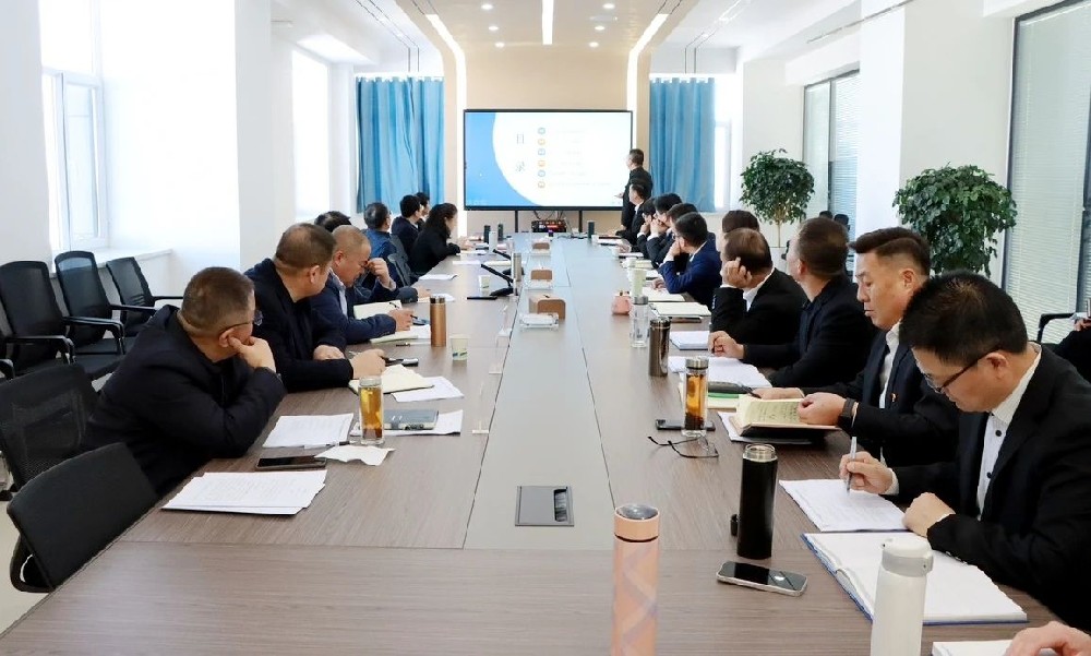 甘肃前进集团传祁甘味乳业2024年度工作述职汇报会召开
